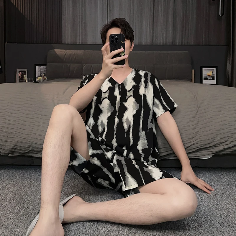 2025新款V领套头男士睡衣夏季薄款冰丝高级感家居服大码休闲套装