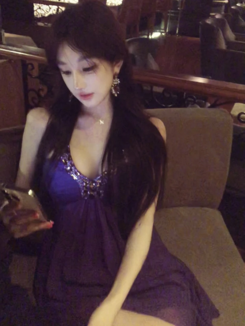 WW定制「月光书刊」气质修身设计感显瘦时尚夏季小众仙气连衣裙