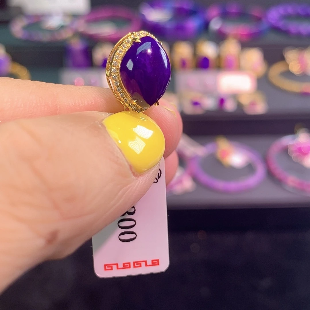 18K金镶嵌苏纪石（舒俱来）吊坠(不含链)