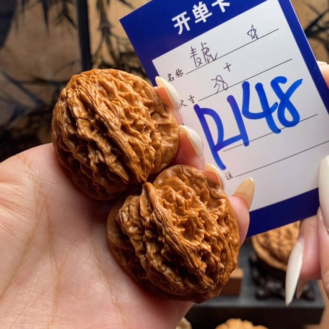 文玩核桃把件麦虎38