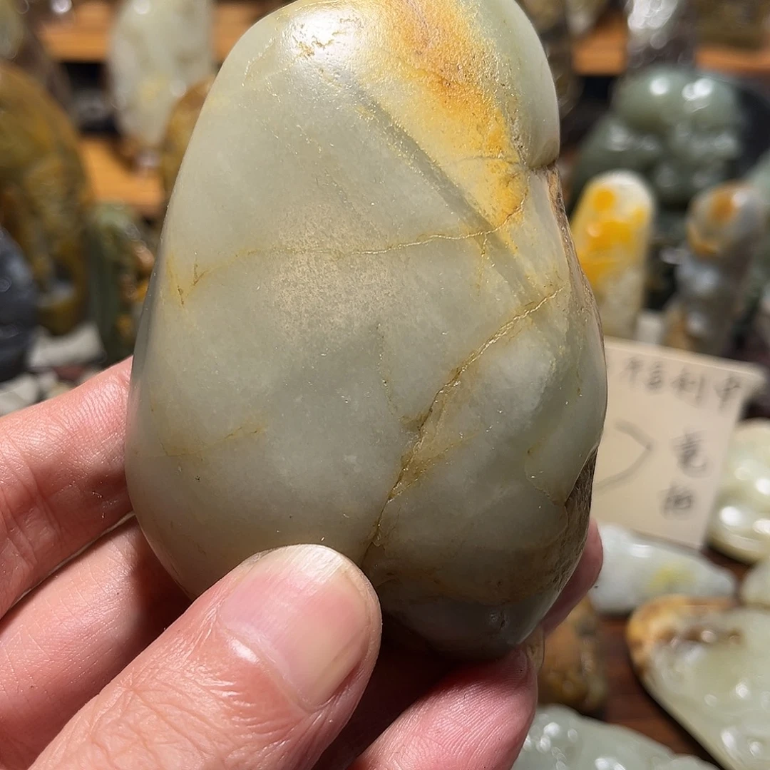 戏***梦未镶嵌和田玉挂件