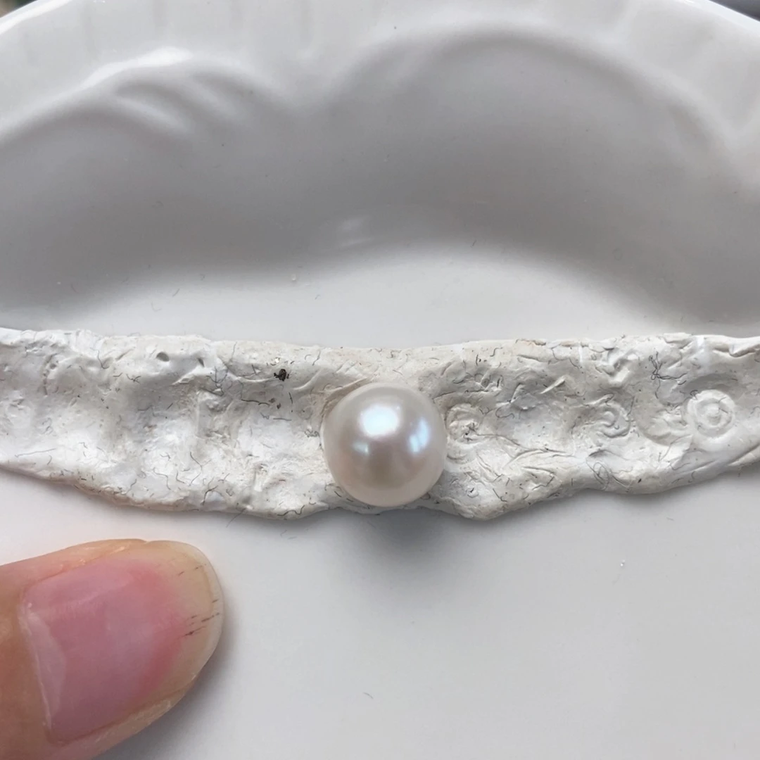 淡水珍珠颈饰18K金镶嵌