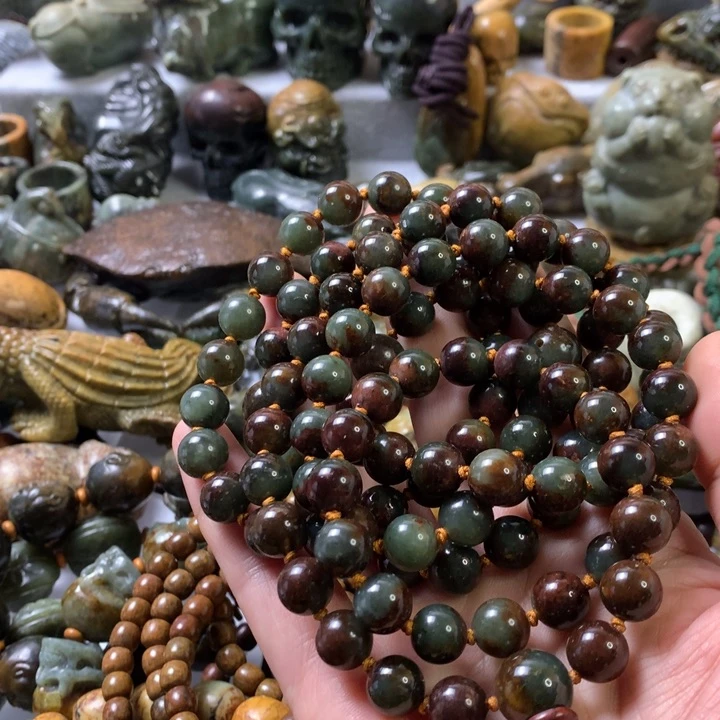 未镶嵌岫岩河磨玉（透闪石质玉）笔搁