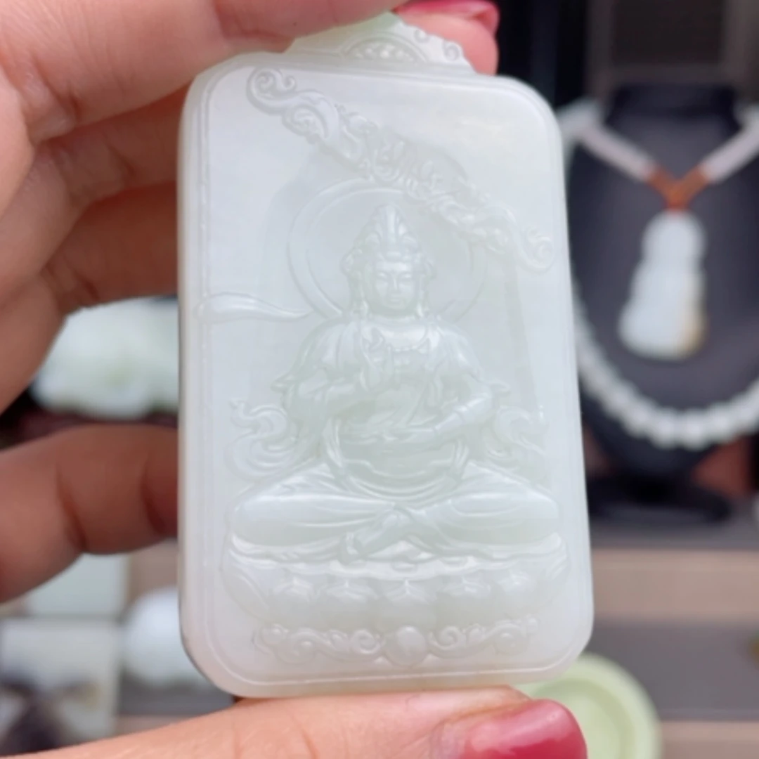 【闪购商品】颈饰未镶嵌和田玉
