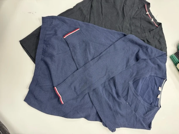 全新未使用 TOMMY HILFIGER 针织 v口 女 休闲毛衣 两色 2680