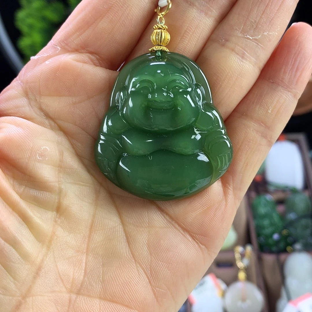 雨***田和田玉未镶嵌颈饰