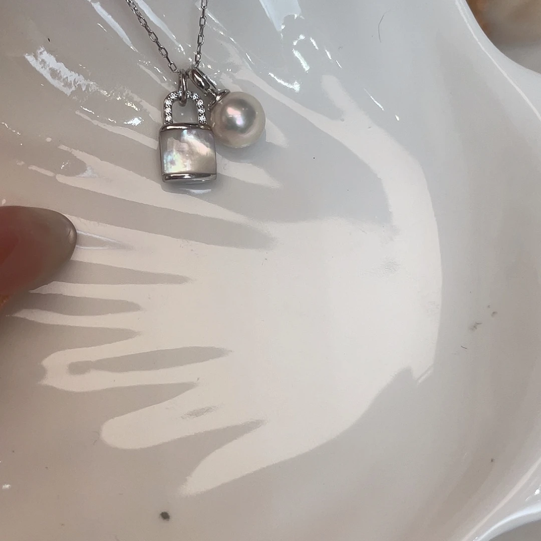 银S925镶嵌海水珍珠项链