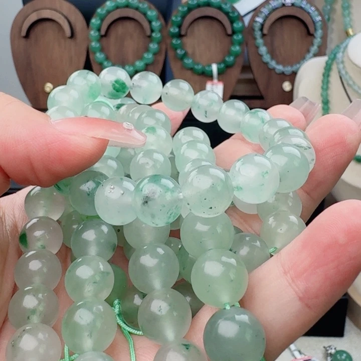 石英质玉未镶嵌颈饰单珠