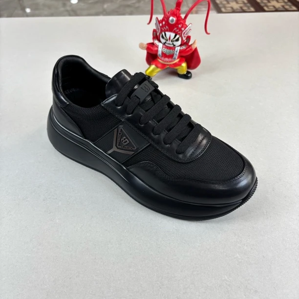 BV风格牛皮冰丝网，6182广州时尚商务休闲运动风男鞋透气休闲鞋