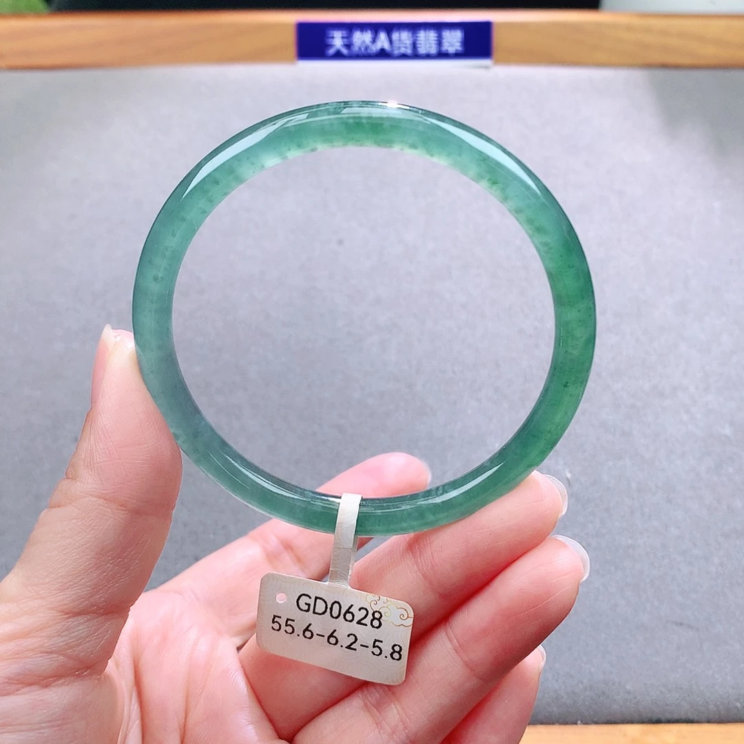 未镶嵌手镯翡翠天然翡翠手镯a货