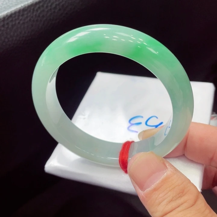 未镶嵌手镯翡翠翡翠