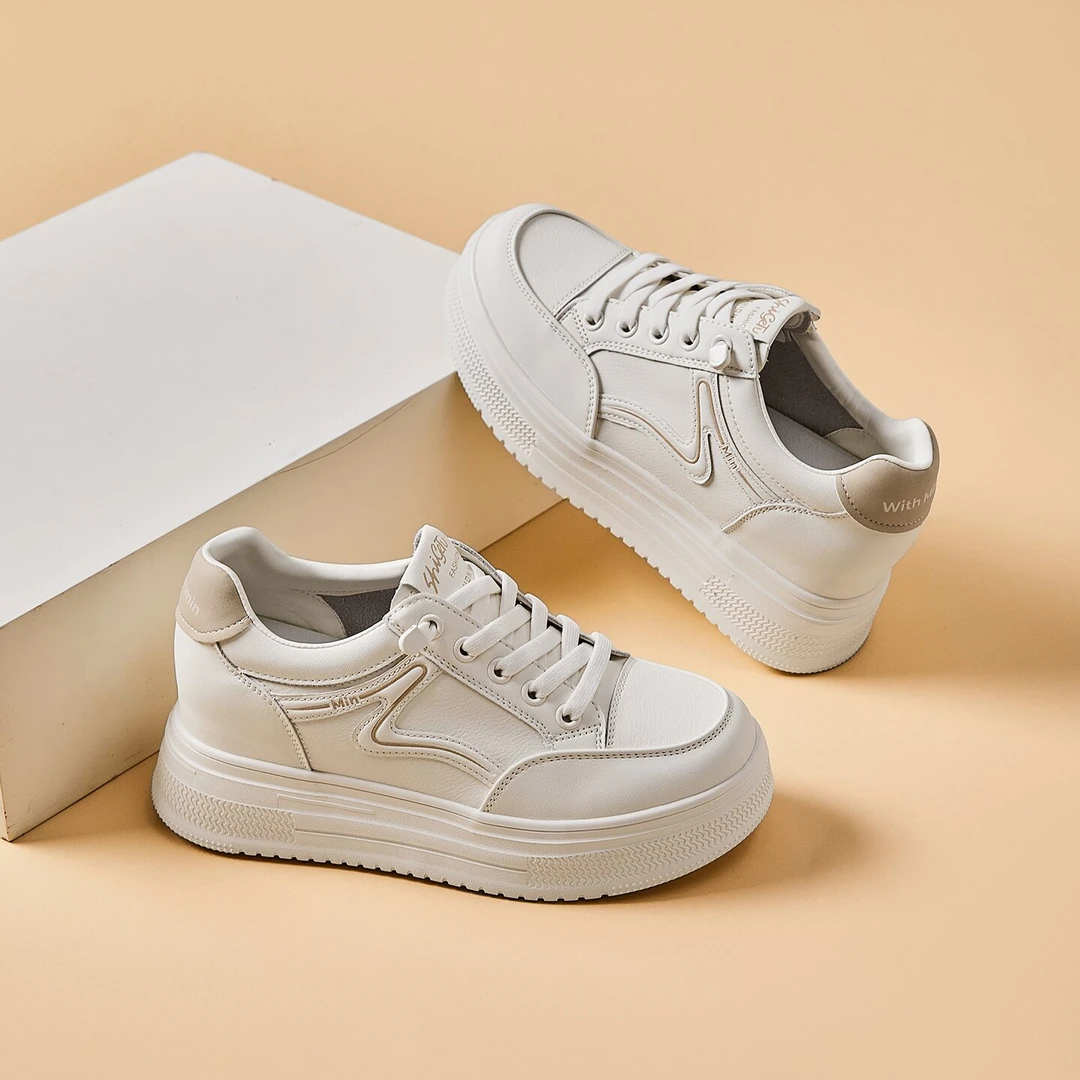 2025款南王时尚小白鞋平底秋季休闲板鞋厚底薄款鞋子休闲增高百搭
