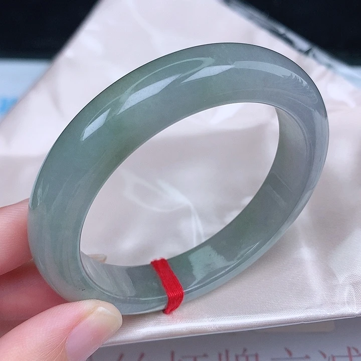 未镶嵌手镯翡翠天然