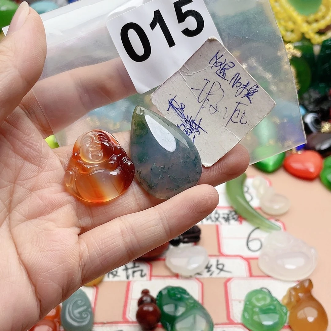 合金颈饰玛瑙/玉髓富*生