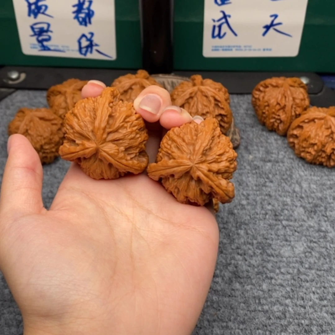 【闪购商品】吊坠文玩核桃开****。