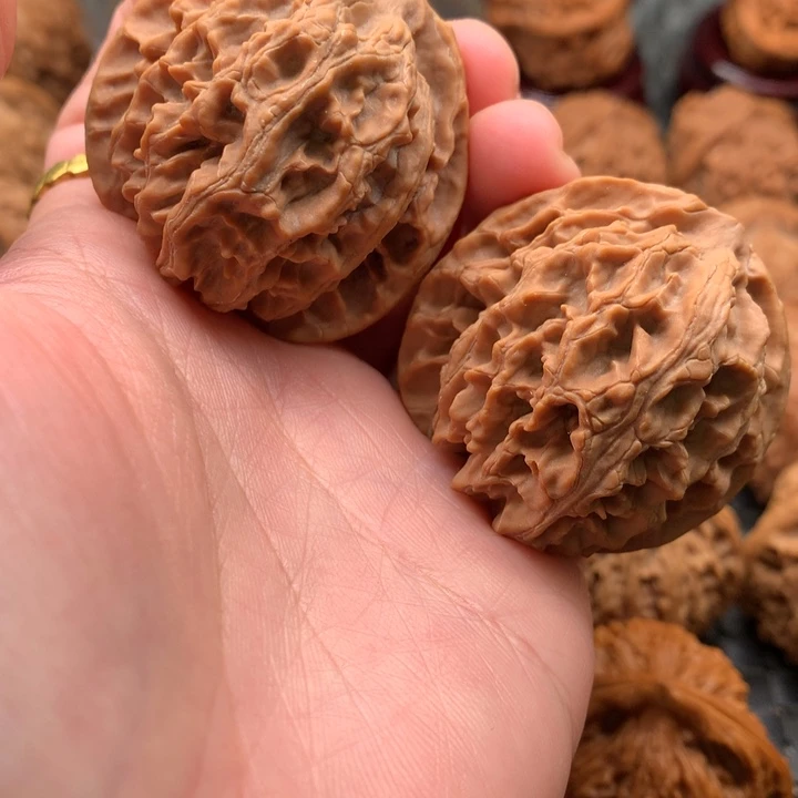 秋**爽苹果圆41文玩核桃狮子头