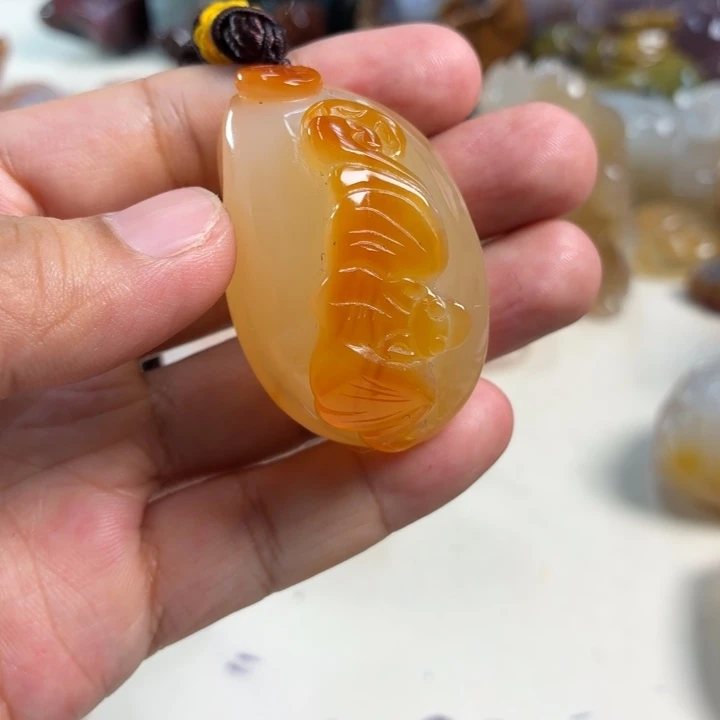 玛瑙/玉髓未镶嵌吊坠(不含链)