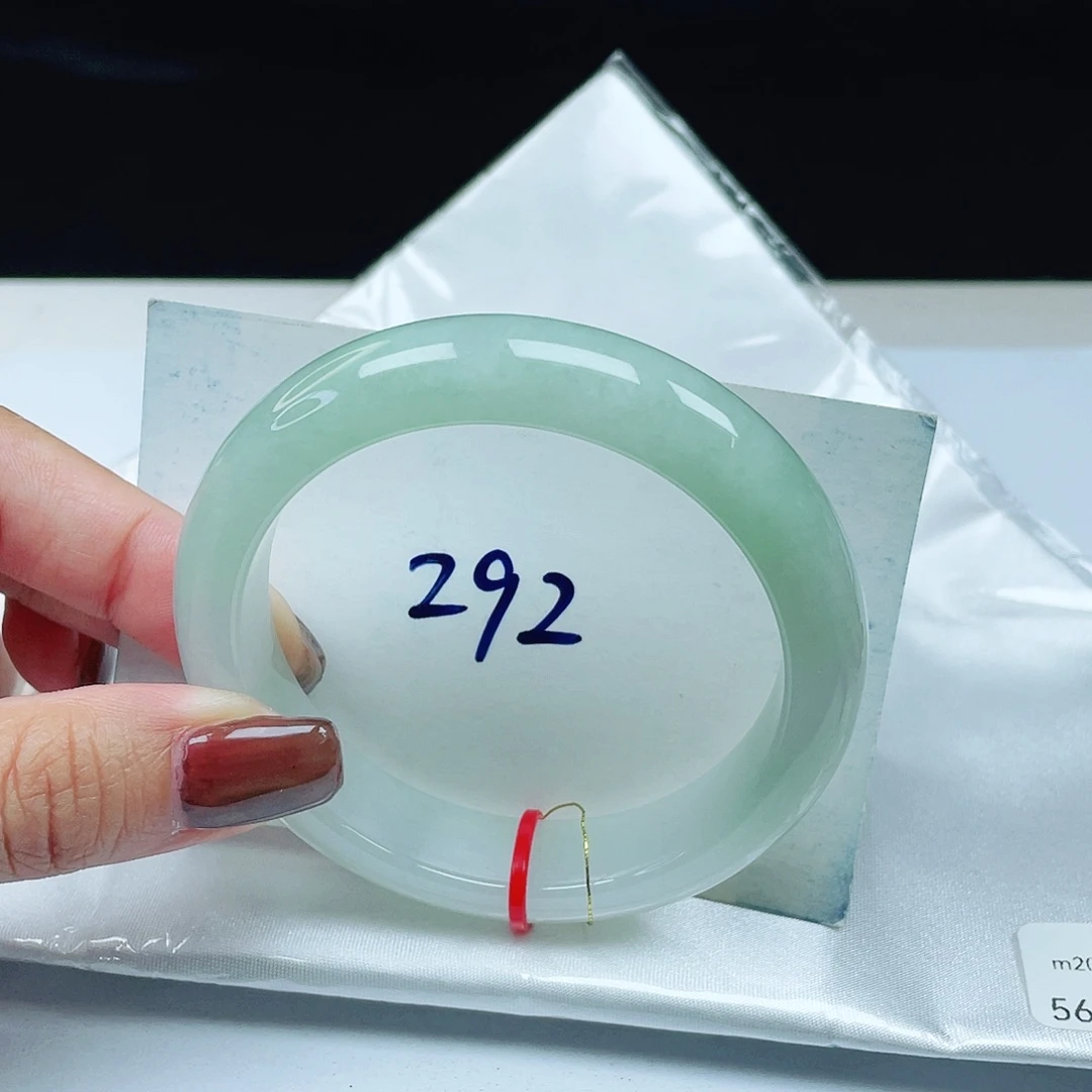 翡翠未镶嵌手镯 正圈56