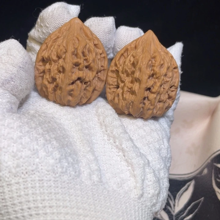 文玩核桃吊坠全品36鸡心