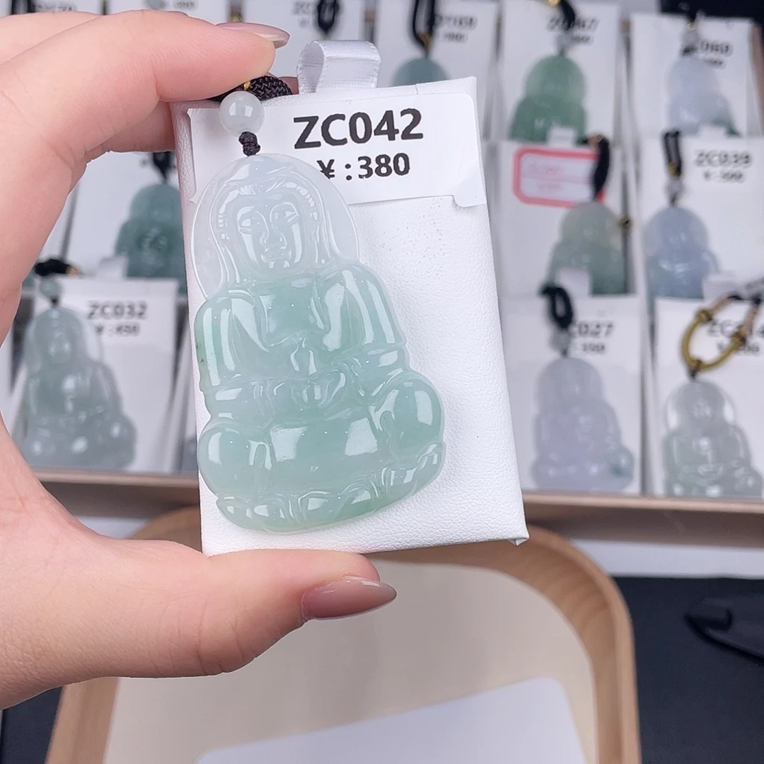 翡翠未镶嵌颈饰zc042