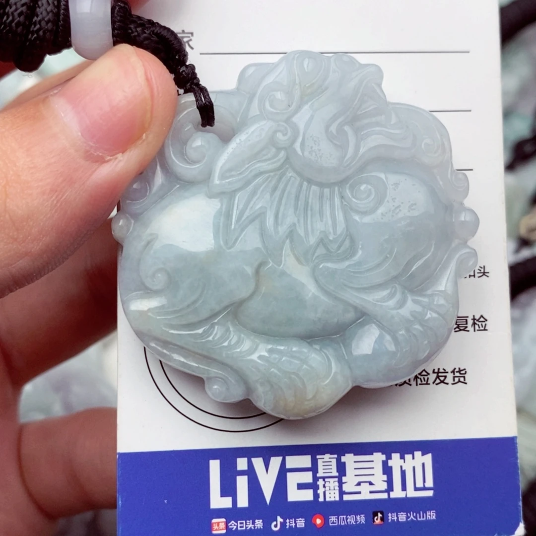 翡翠未镶嵌挂件翡翠