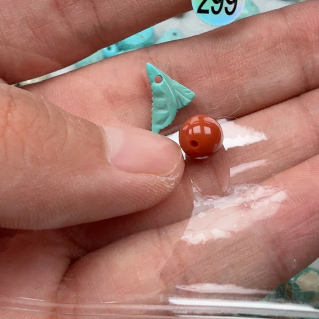 南红玛瑙未镶嵌珠宝奇石