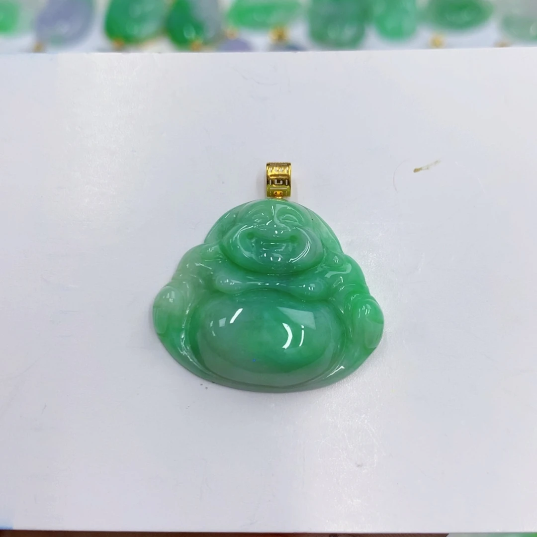 翡翠18K金镶嵌颈饰翡翠