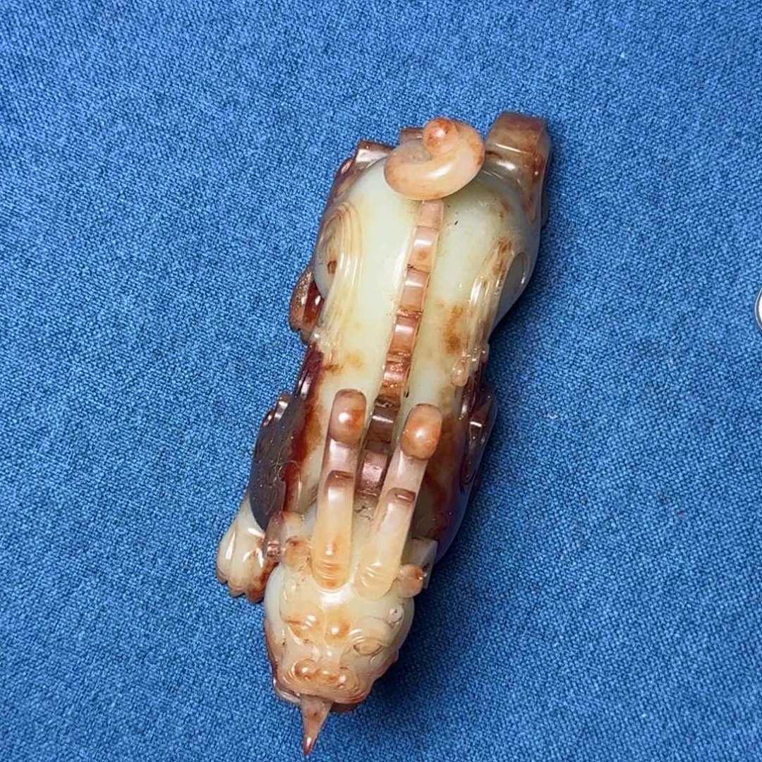 和田玉（糖玉）颈饰未镶嵌正*