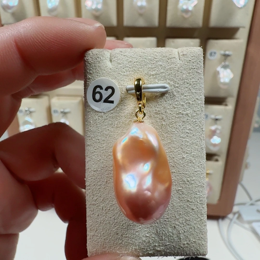 合金淡水珍珠颈饰