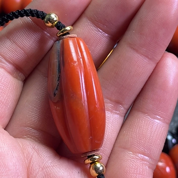 颈饰琉璃疆*草琉璃………..