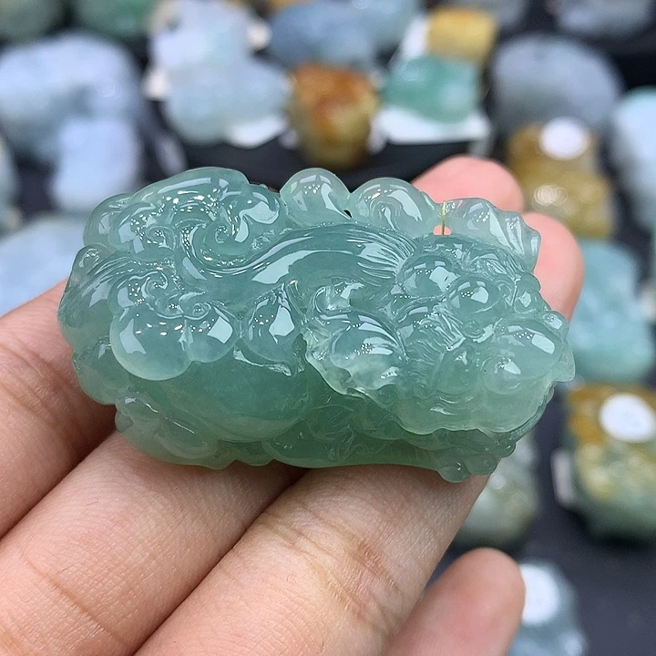 翡翠未镶嵌颈饰天然缅甸翡翠