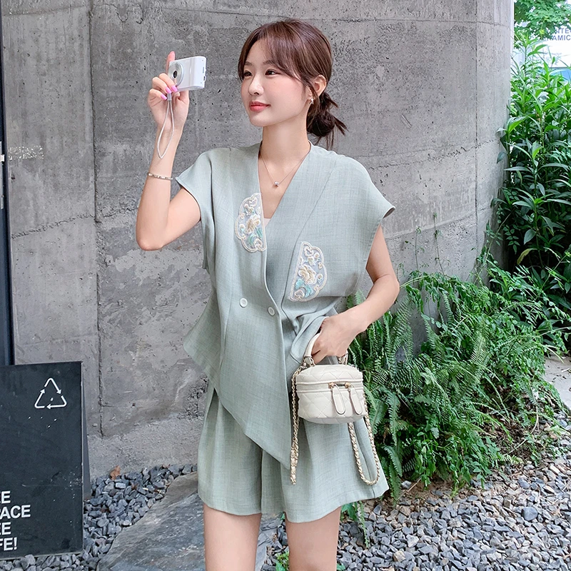 小个子新中式国风高级感刺绣小香风上衣短裤慵懒风松弛感套装夏季