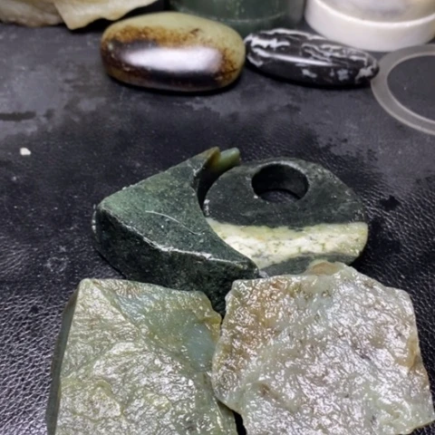 和田玉珠宝奇石未镶嵌