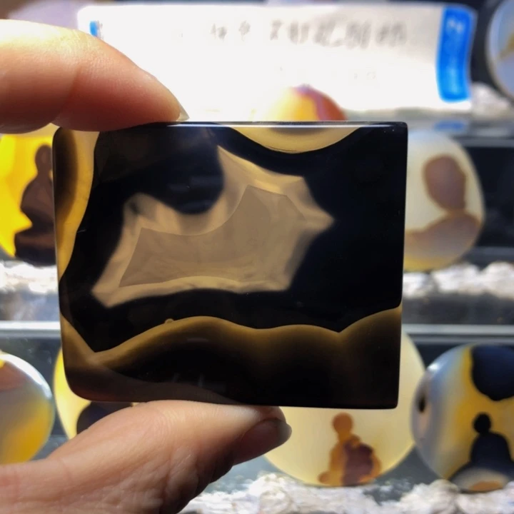 合金玛瑙/玉髓珠宝奇石67