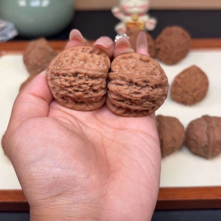 把件文玩核桃全品白狮子40