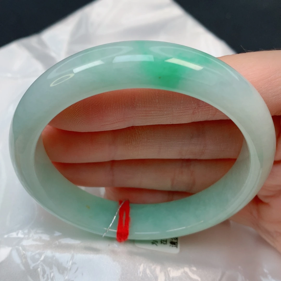 未镶嵌手镯翡翠55.3正圈，飘绿，完整，020