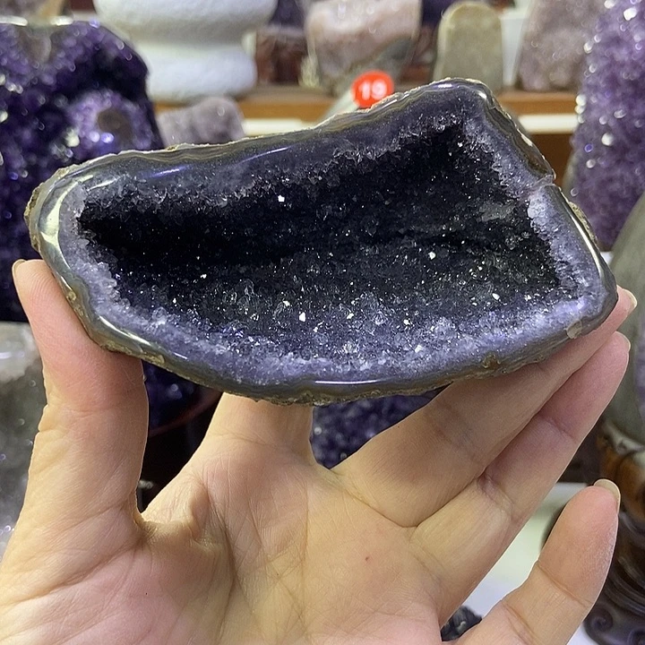 未镶嵌大型摆件（非配饰）紫晶