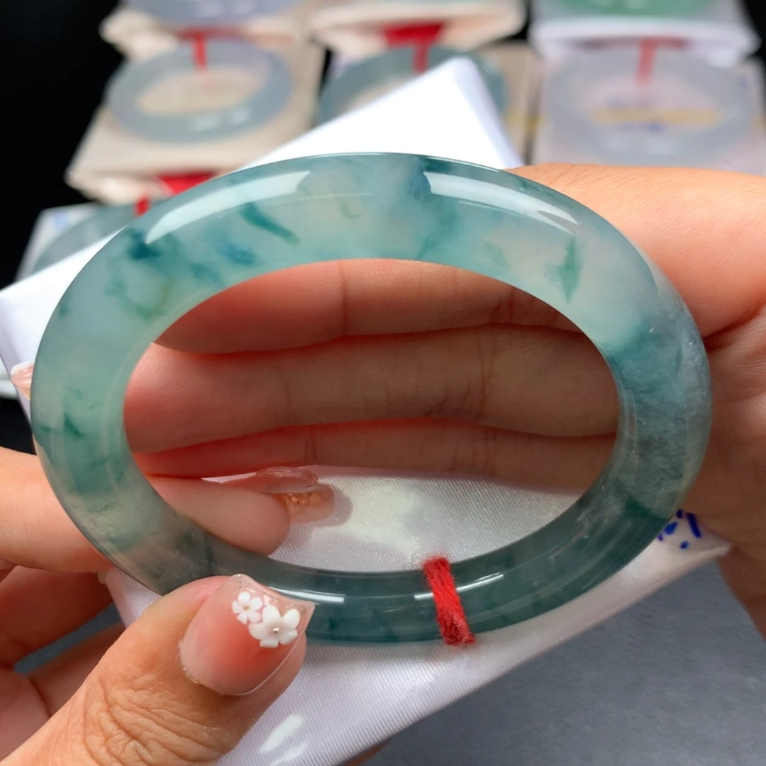 翡翠未镶嵌手镯29号