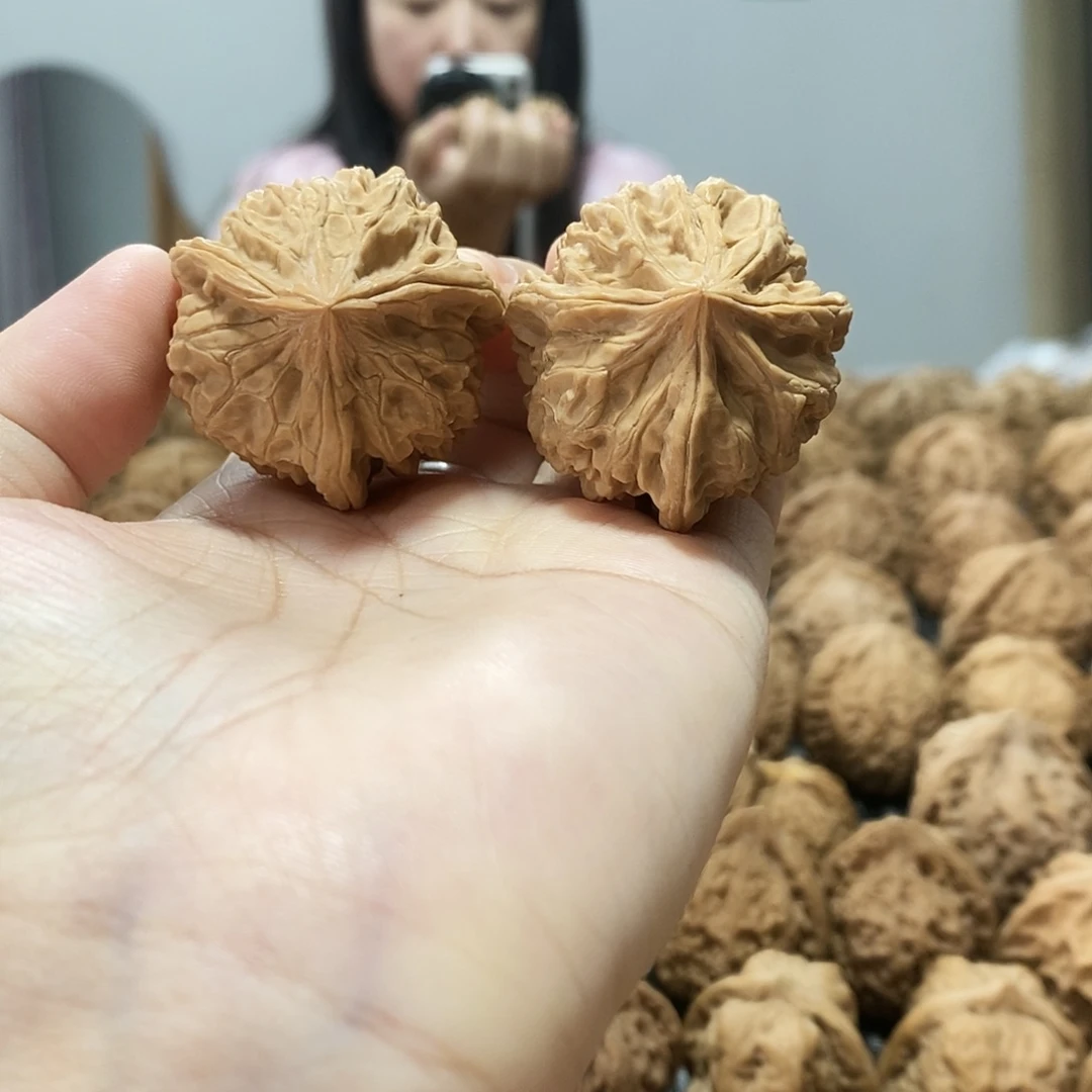 吊坠文玩核桃三棱
