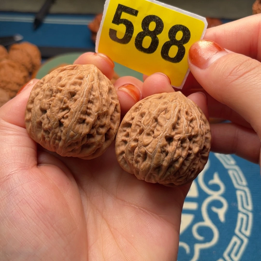 吊坠文玩核桃38全品铁锤（精品）588号