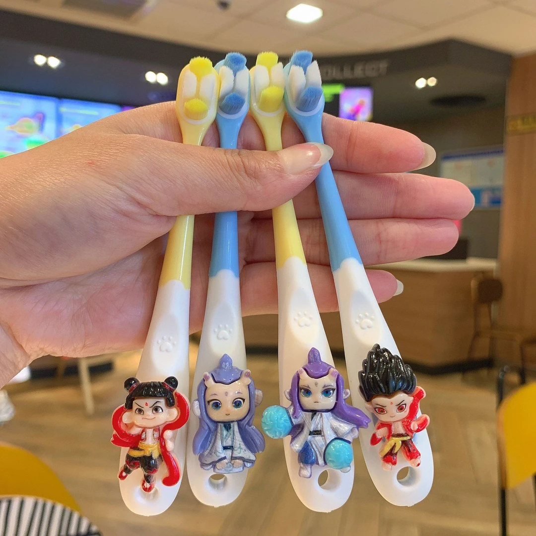 新款首发哪吒敖丙儿童牙刷2-12岁可爱结界兽软毛宝宝牙刷护龈护齿