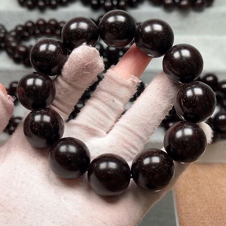 檀香紫檀（小叶紫檀）一**随