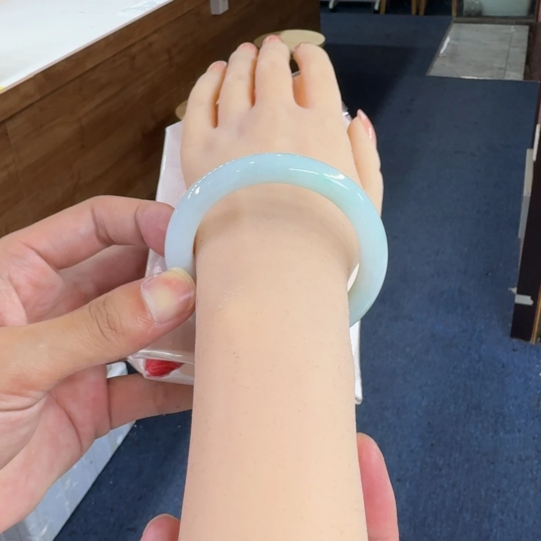 翡翠手镯未镶嵌纯天然缅甸翡翠A货买断