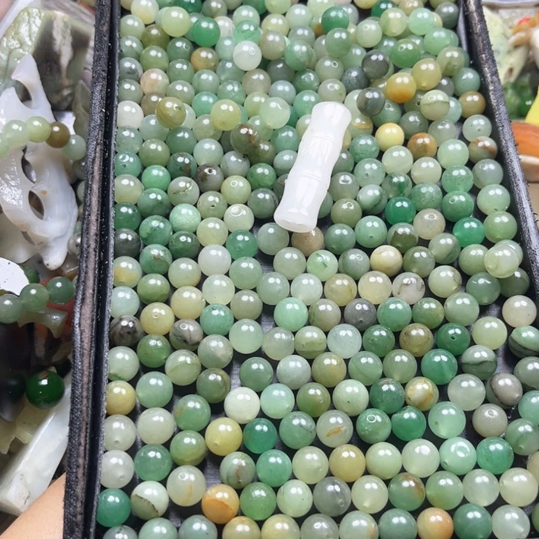 和田玉（糖玉）手镯未镶嵌奎****团