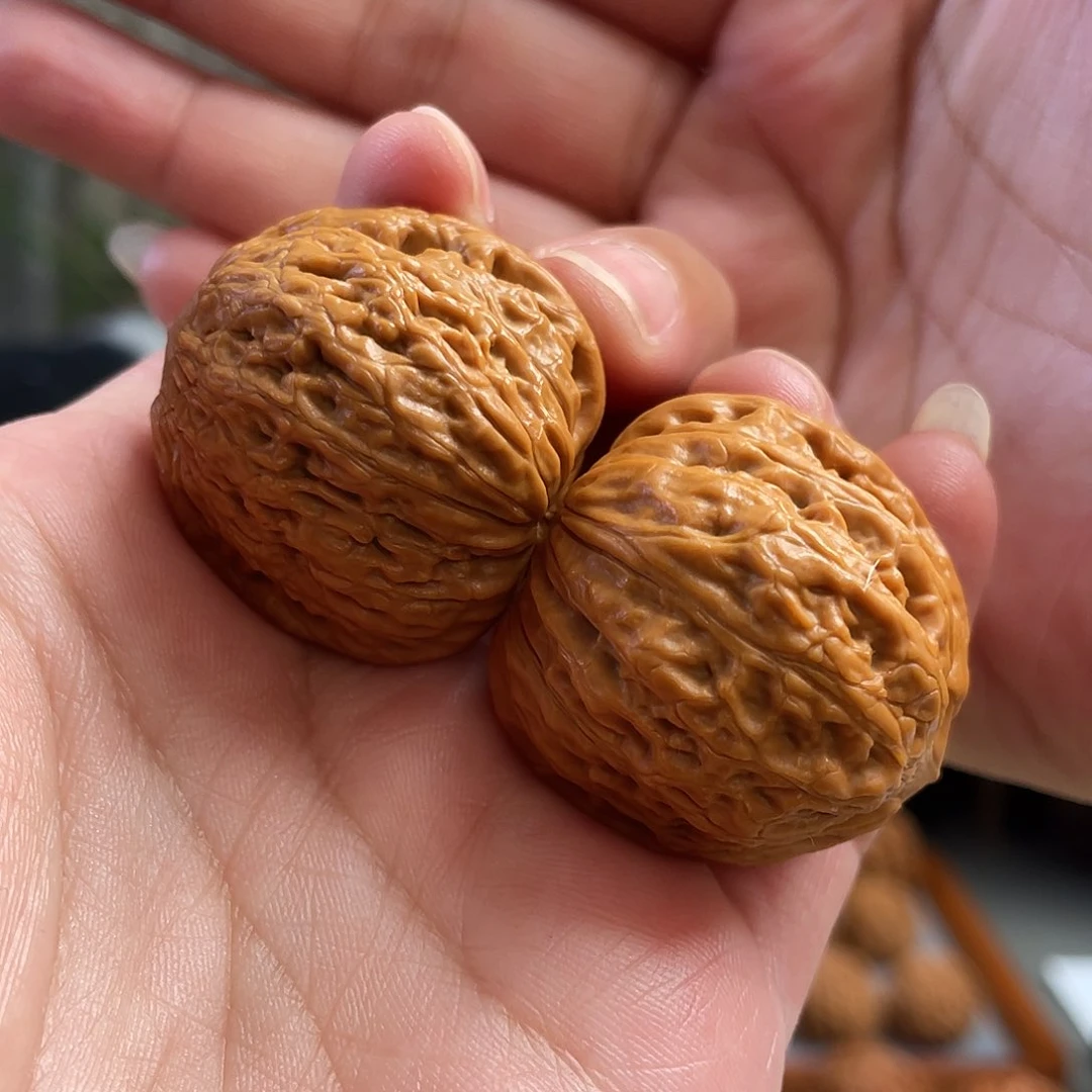 桃核把件34×34尺全品原桩铁锤CN01006已打底