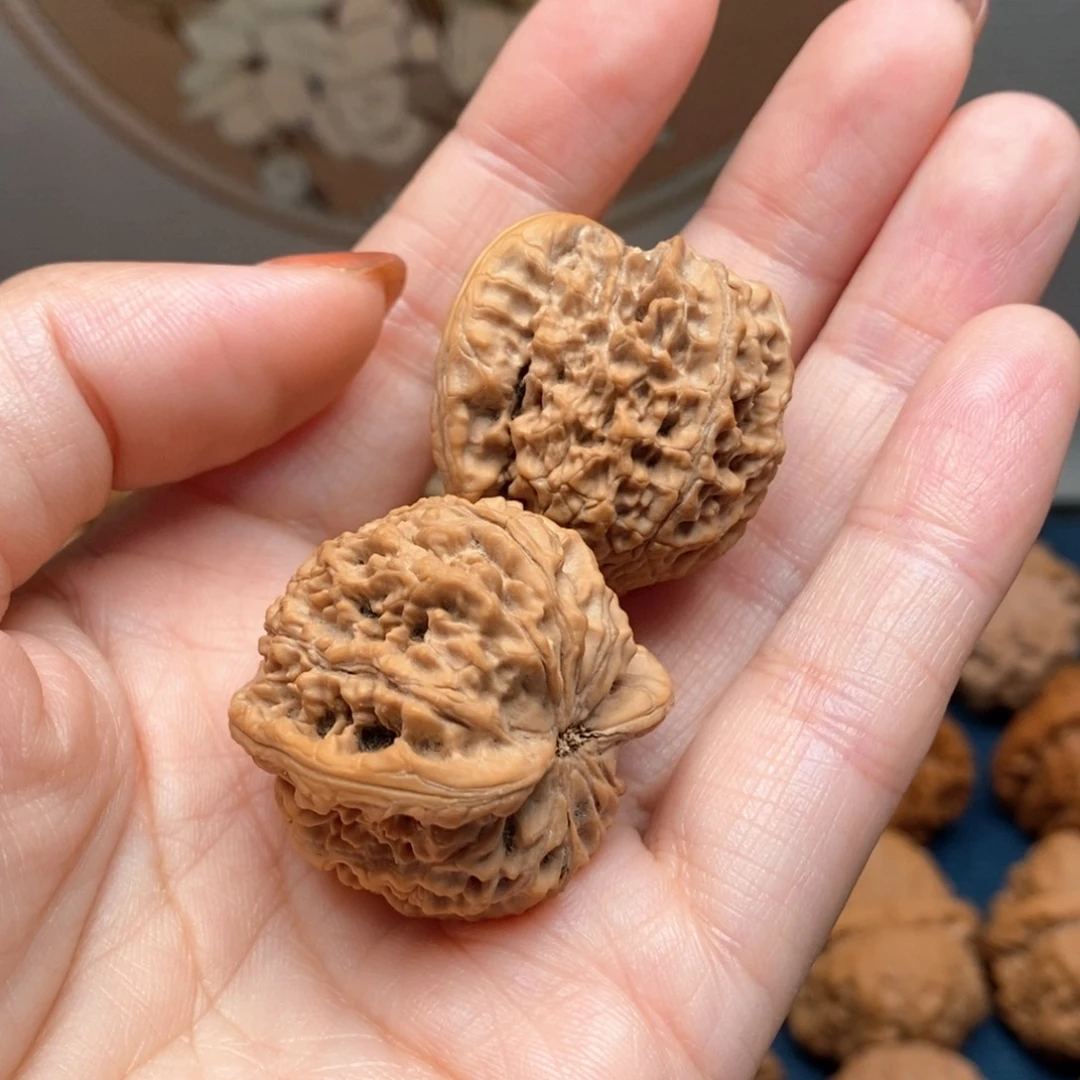小***三把件文玩核桃8小麻子33