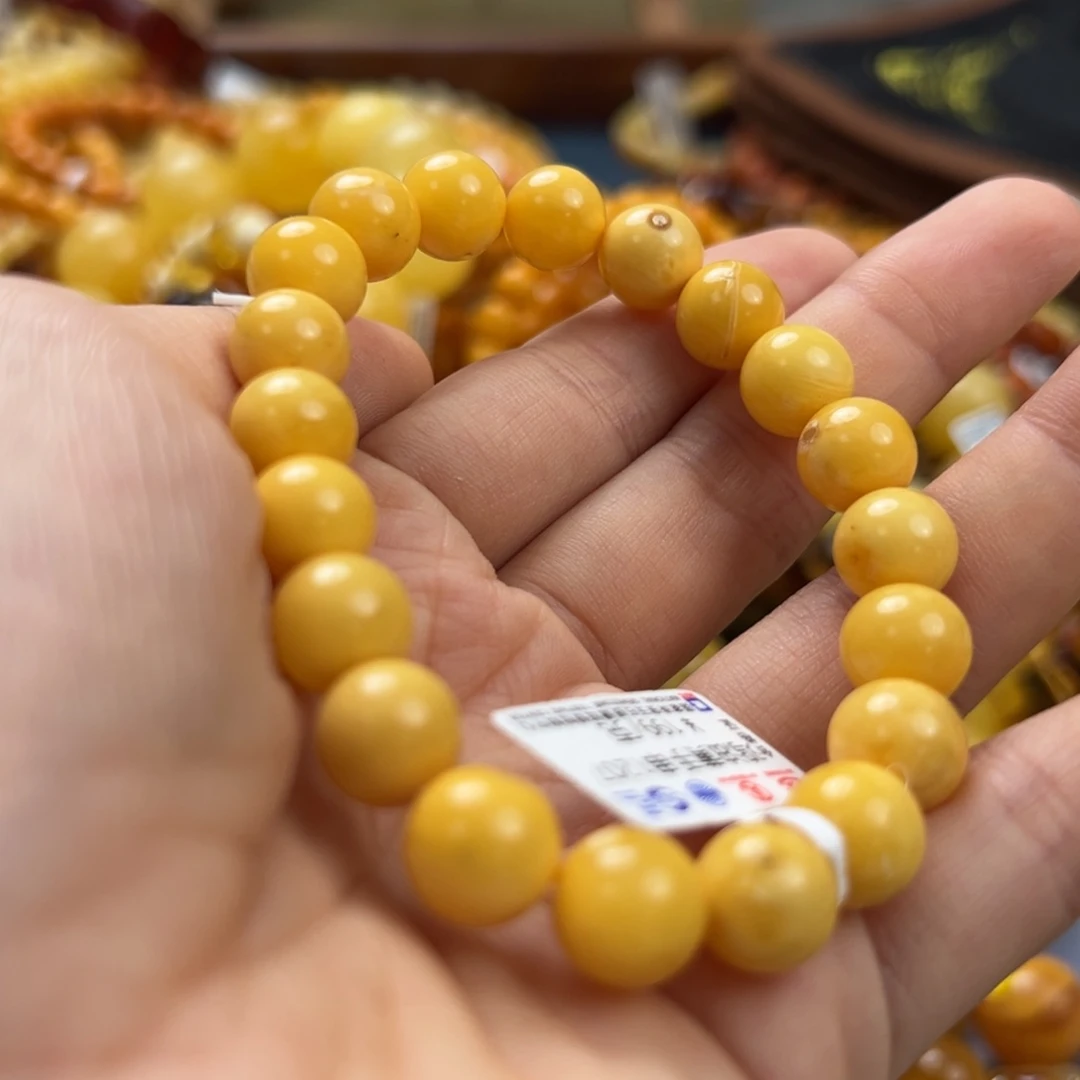 未镶嵌琥珀珠宝奇石