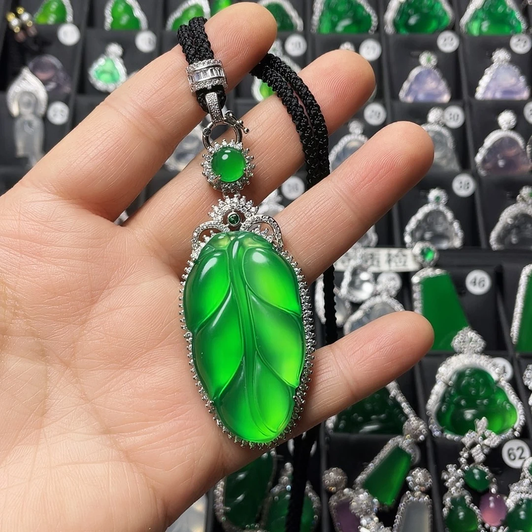 玛瑙/玉髓合金颈饰