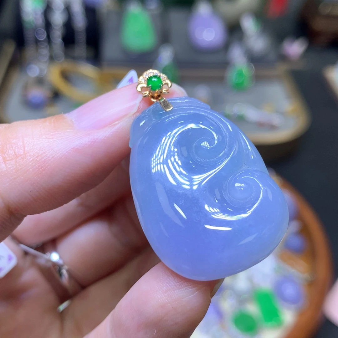 翡翠18K金镶嵌颈饰翡翠吊坠项链