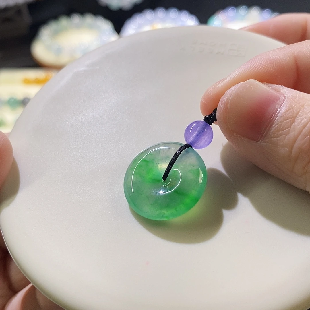 翡翠未镶嵌挂件平安扣